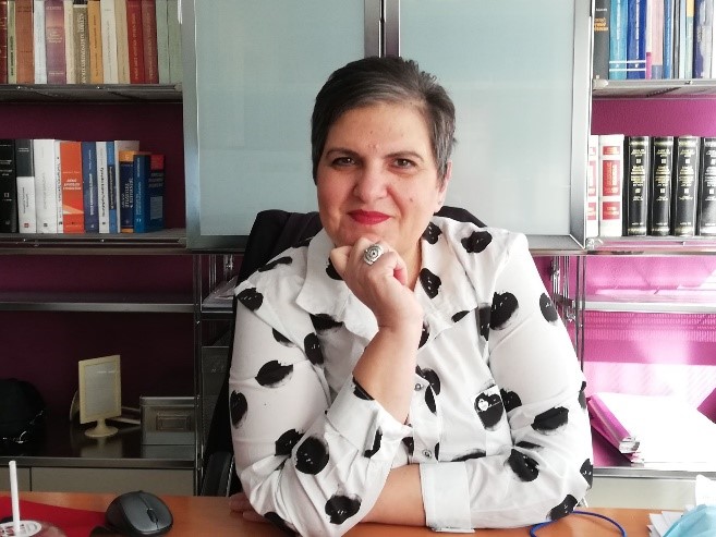 Δικηγόρος στον Άρειο Πάγο
Διαπιστευμένη – Διαμεσολαβήτρια